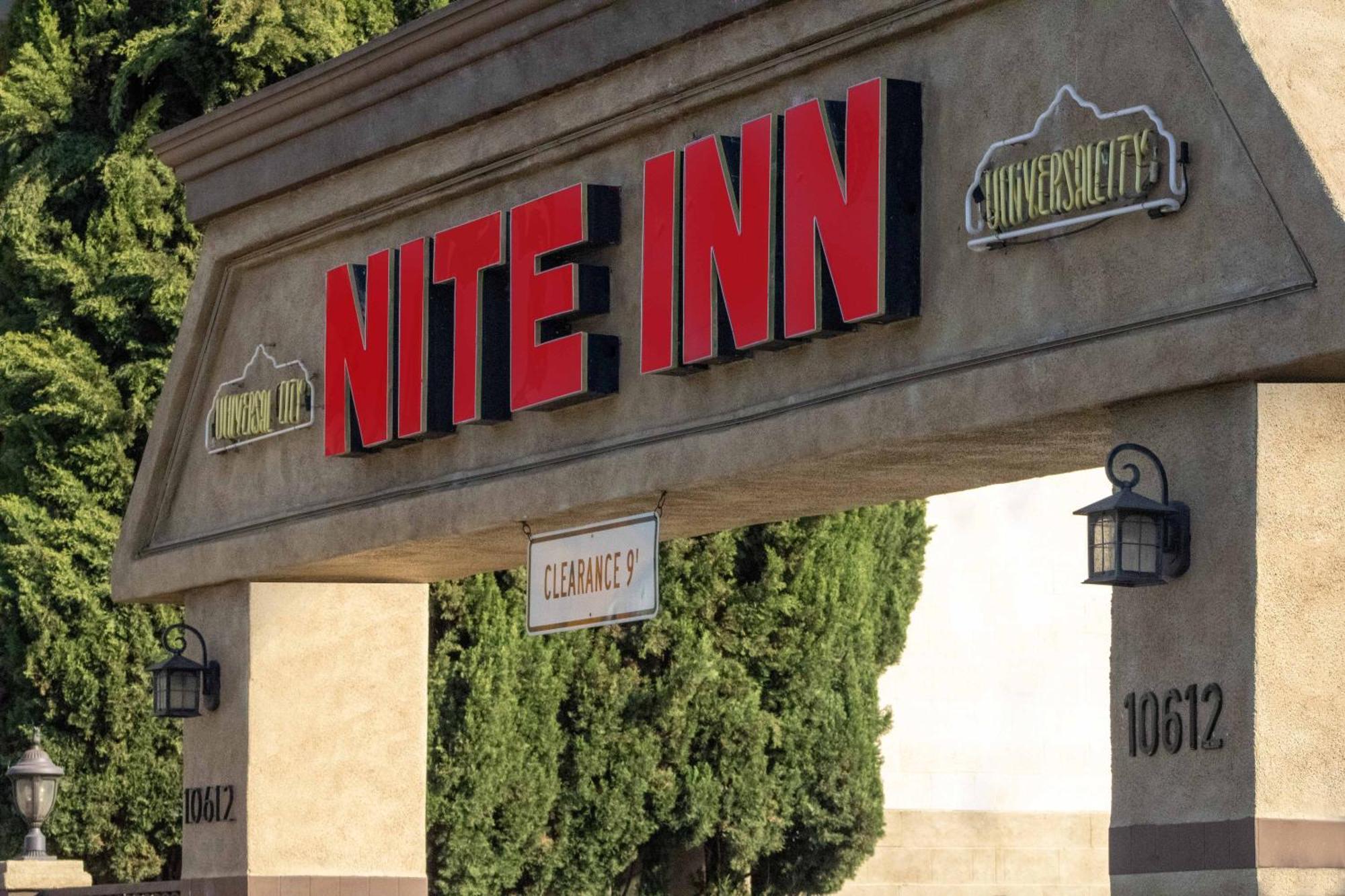 Nite Inn At Universal City - Walking Distance To Universal Studios Hollywood Los Angeles Exterior foto