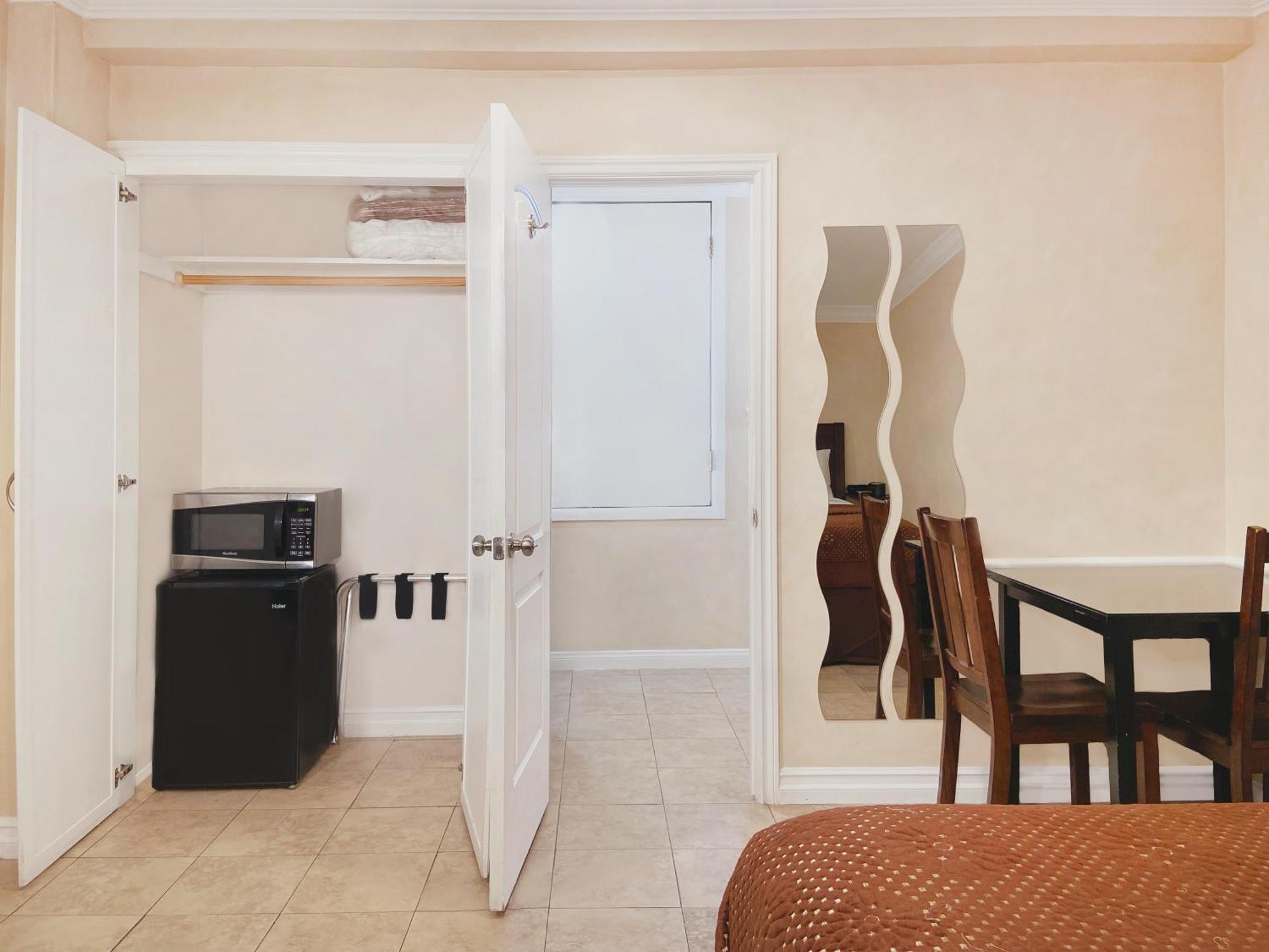 Nite Inn At Universal City - Walking Distance To Universal Studios Hollywood Los Angeles Exterior foto
